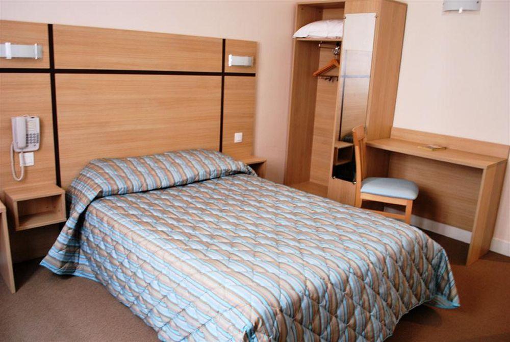 Comfort Hotel Au Firmament Asnières Εξωτερικό φωτογραφία